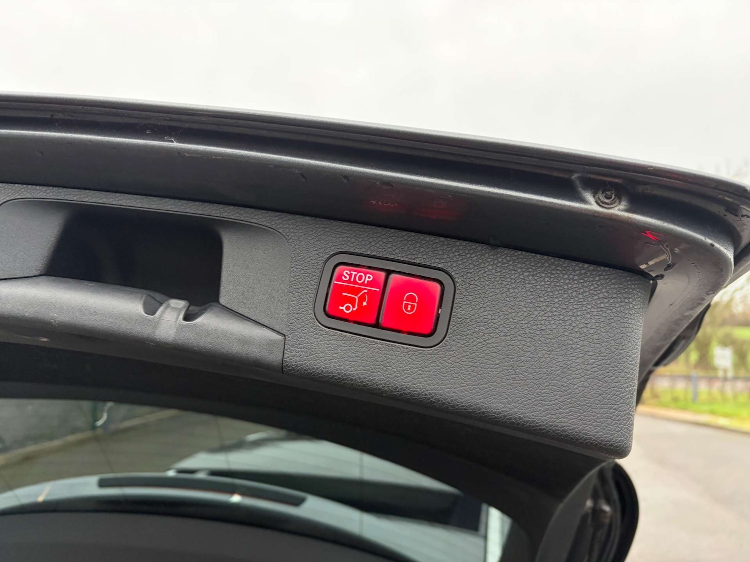 Used Mercedes-Benz E Class 2018 for sale - 76973926: Photo 30