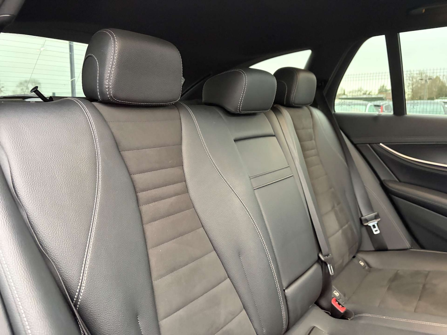 Used Mercedes-Benz E Class 2018 for sale - 76973926: Photo 35