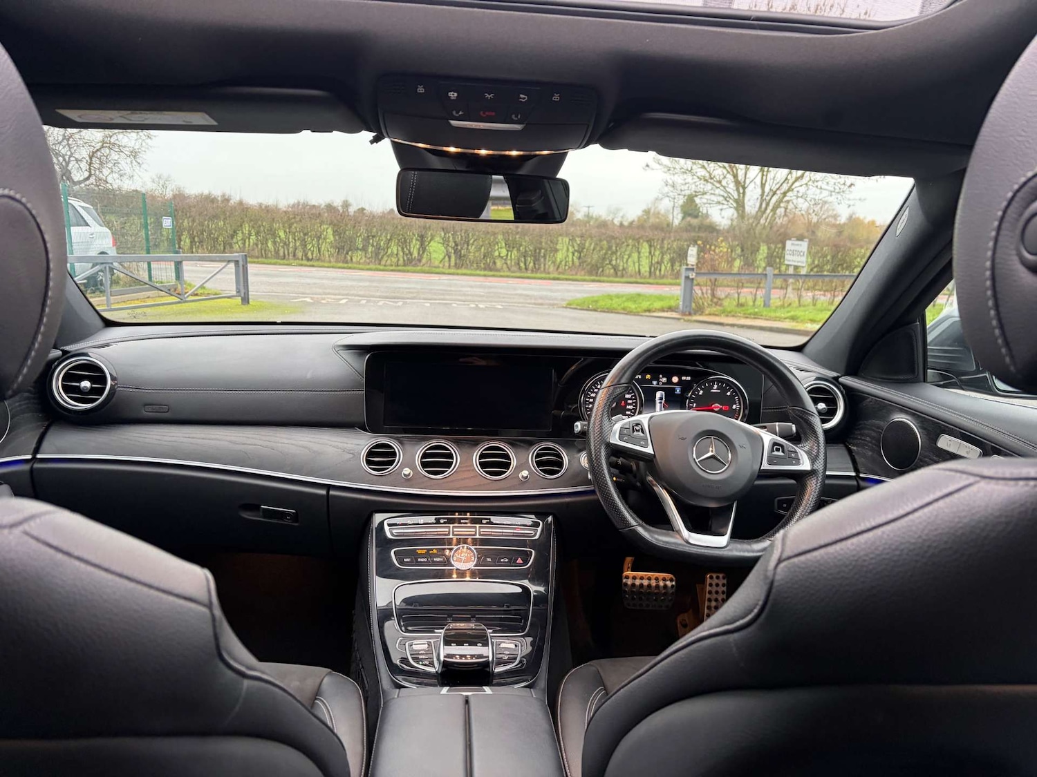 Used Mercedes-Benz E Class 2018 for sale - 76973926: Photo 39