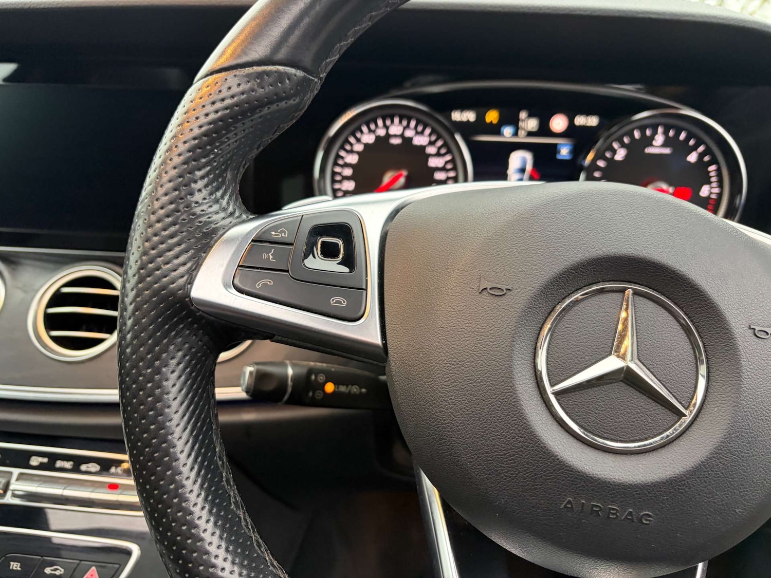 Used Mercedes-Benz E Class 2018 for sale - 76973926: Photo 48