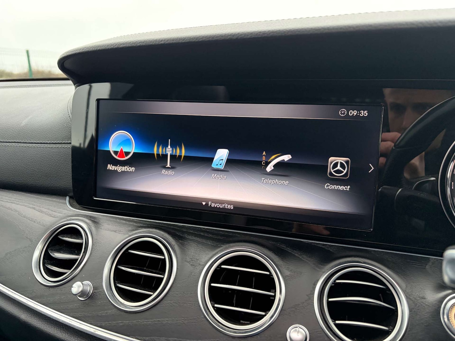 Used Mercedes-Benz E Class 2018 for sale - 76973926: Photo 63