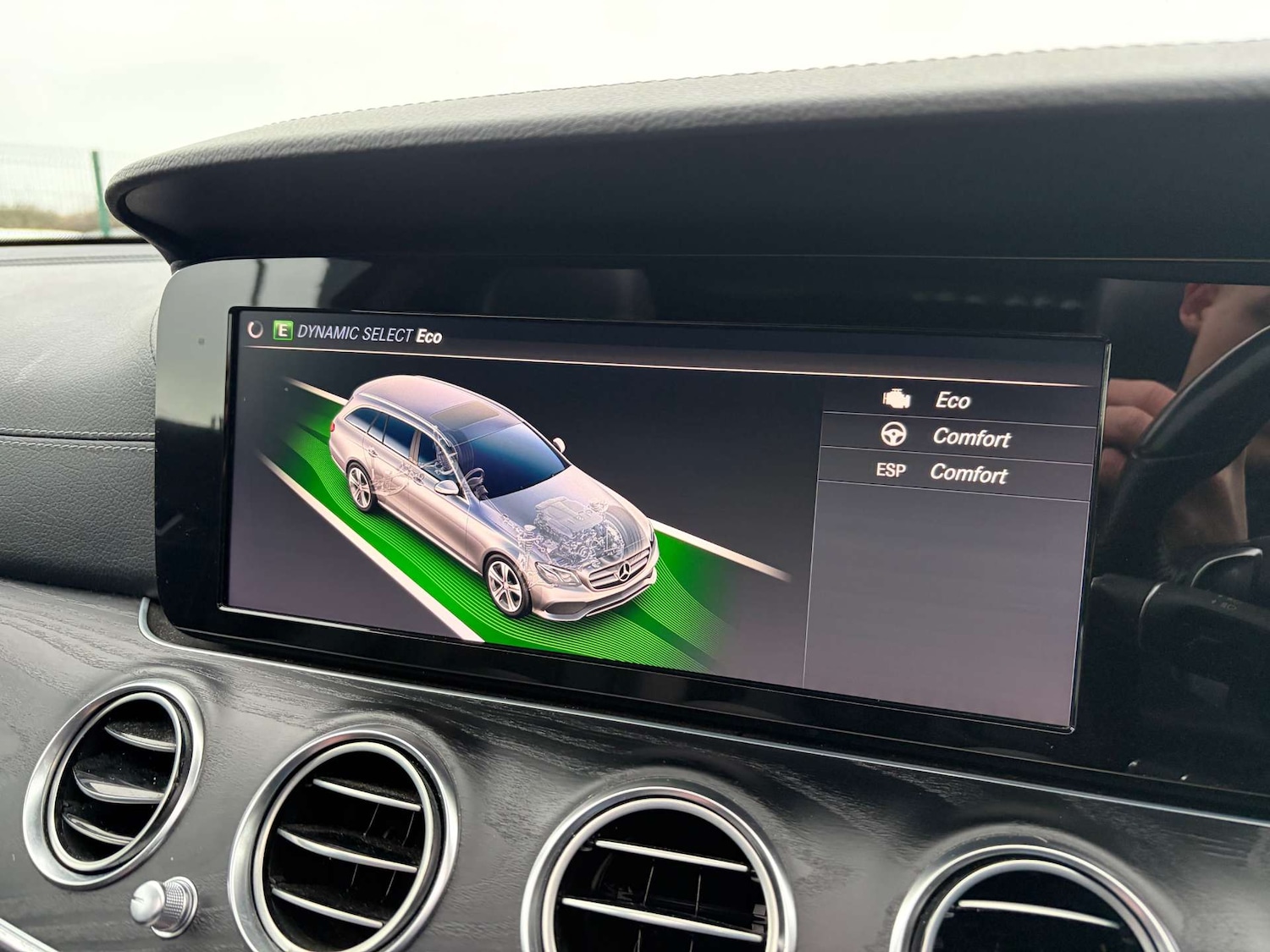 Used Mercedes-Benz E Class 2018 for sale - 76973926: Photo 64