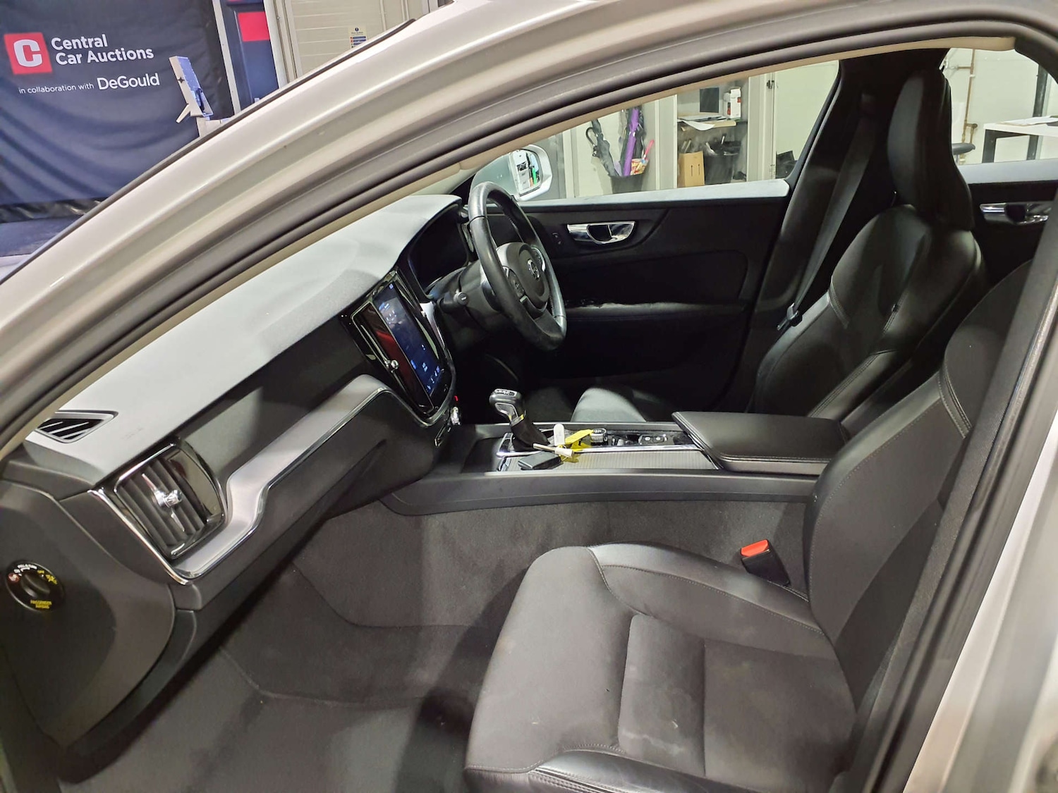 Used Volvo V60 2019 for sale - 77409806: Photo 7