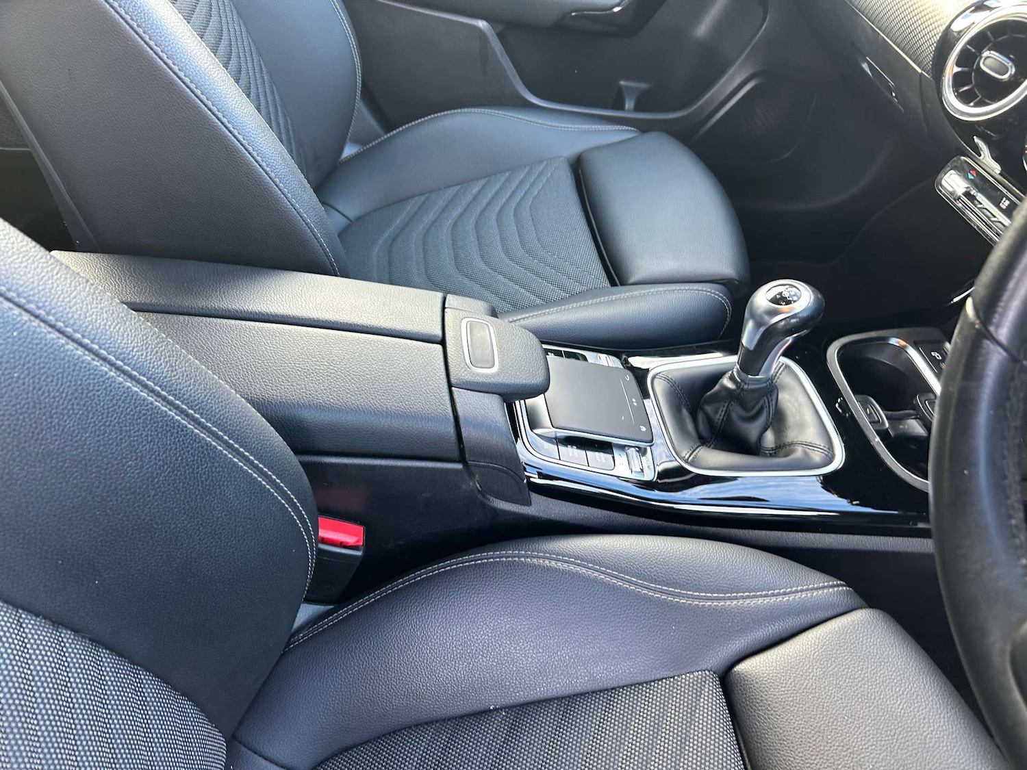 Used Mercedes-Benz A-Class 2019 for sale - 76389667: Photo 48