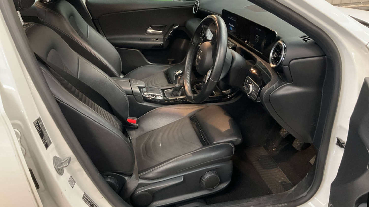 Used Mercedes-Benz A-Class 2019 for sale - 76389667: Photo 9