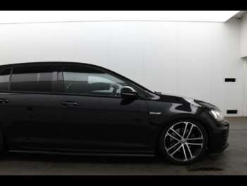 Used Volkswagen Golf 2017 for sale - 75135043: Photo
