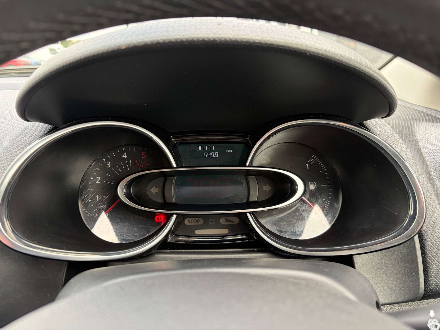 Used Renault Clio 2017 for sale - 77383436: Photo 42