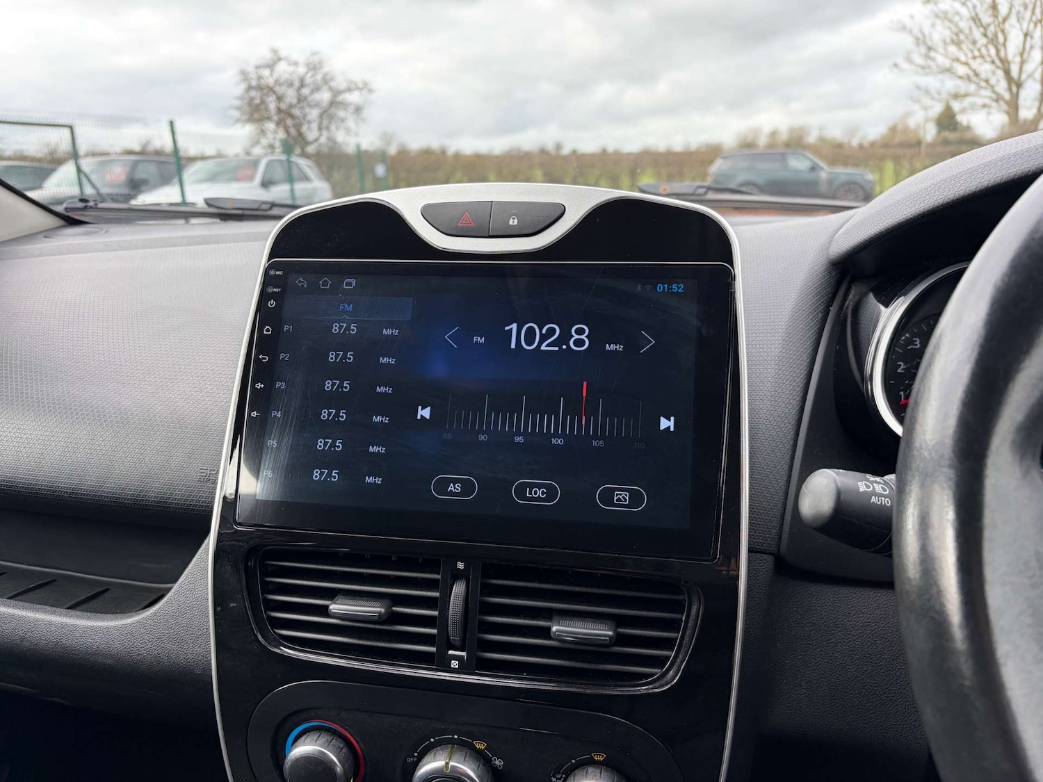 Used Renault Clio 2017 for sale - 77383436: Photo 51