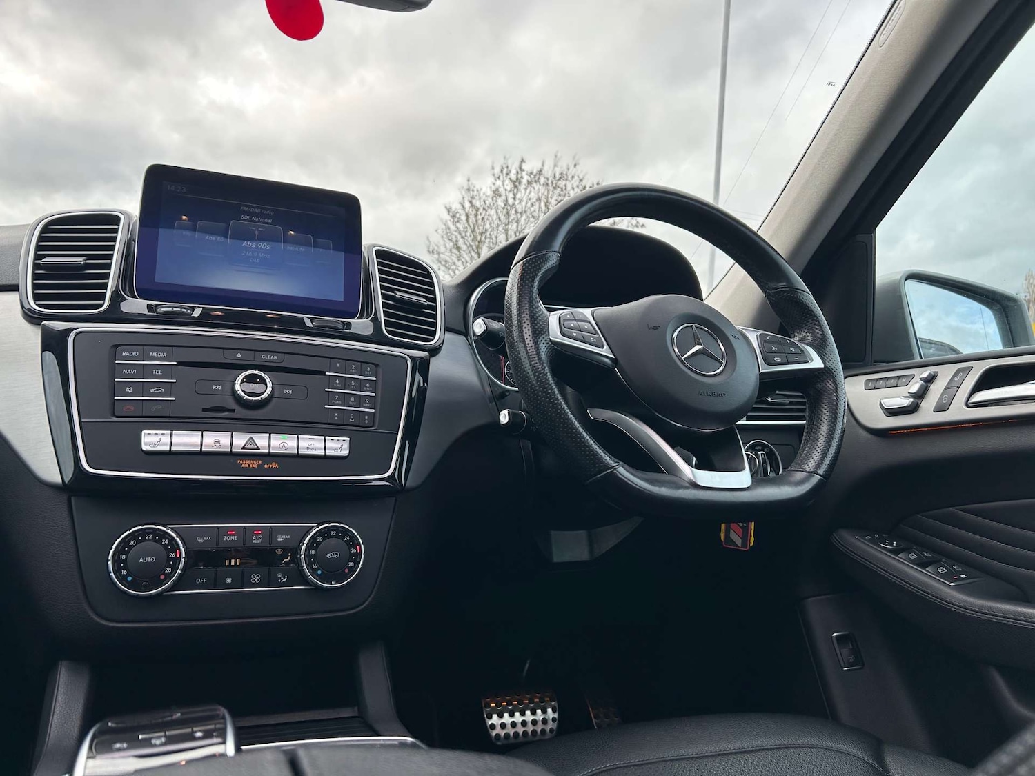 Used Mercedes-Benz GLE 2016 for sale - 76451720: Photo 10