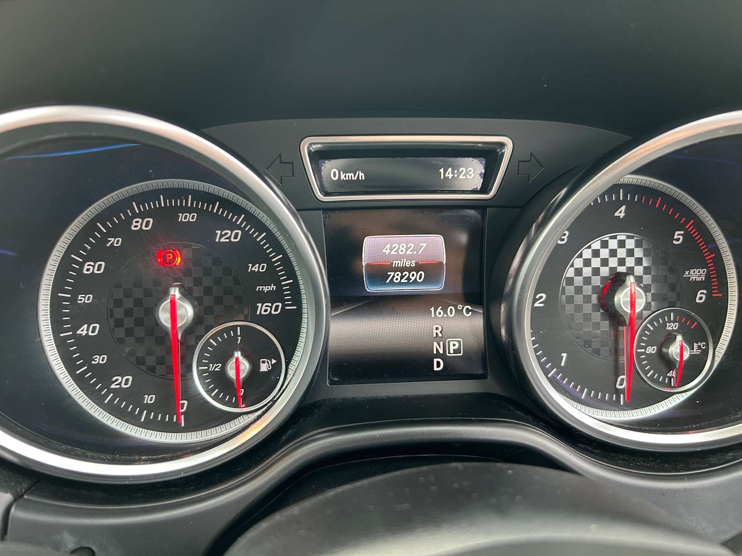 Used Mercedes-Benz GLE 2016 for sale - 76451720: Photo 30