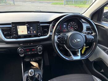Used Kia Stonic 2019 for sale - 79868464: Photo