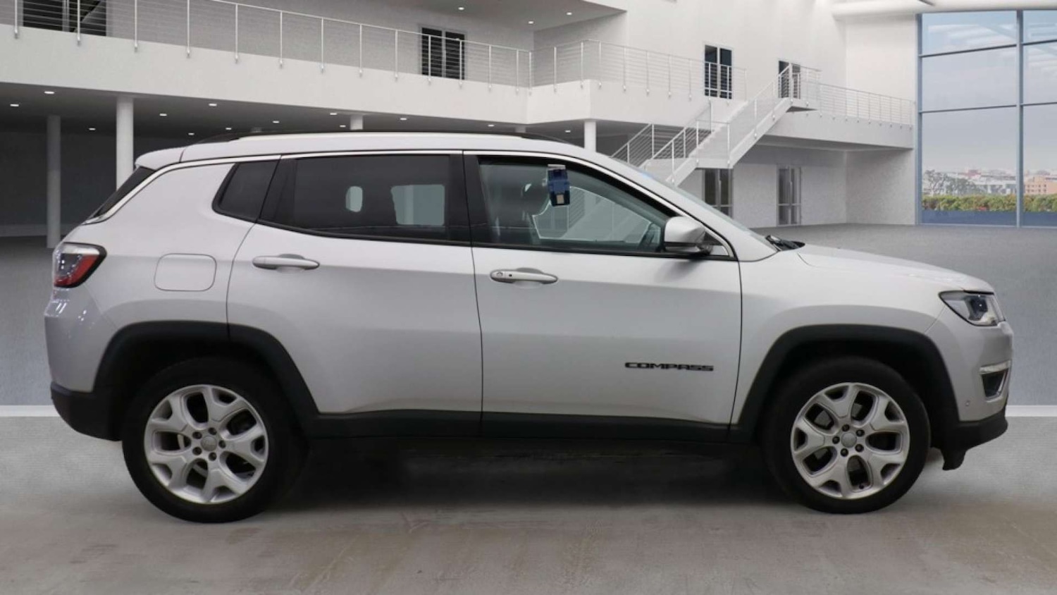Used Jeep Compass 2019 for sale - 76536930: Photo 6