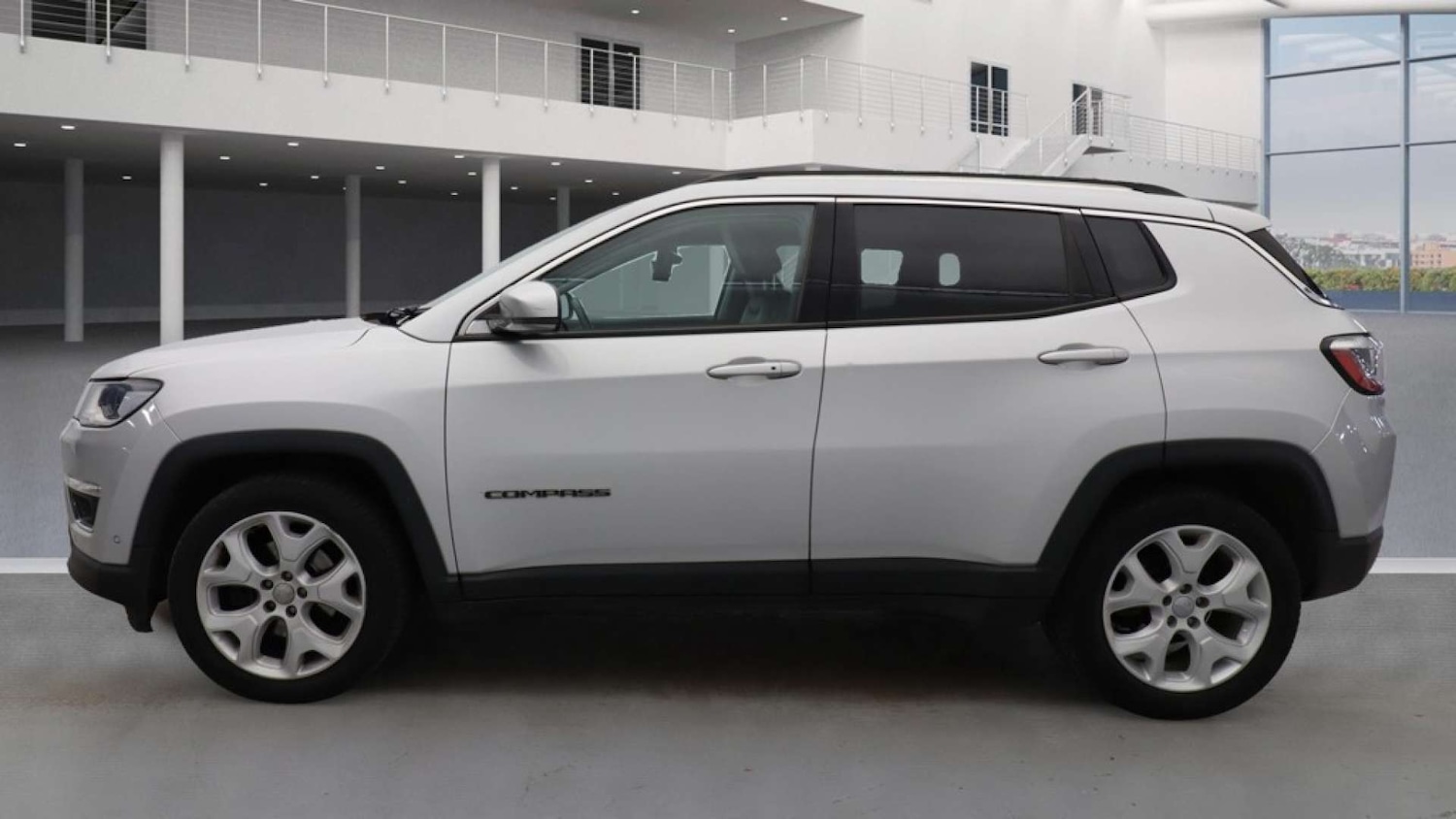 Used Jeep Compass 2019 for sale - 76536930: Photo 7