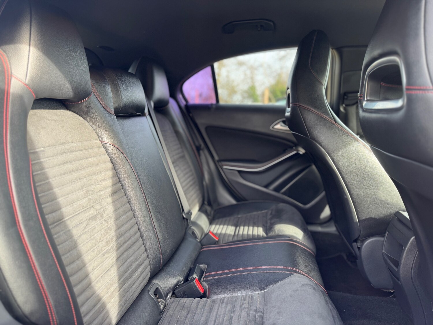 Used Mercedes-Benz A-Class 2014 for sale - 77584985: Photo 11