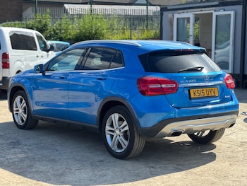 Used Mercedes-Benz GLA 2015 for sale - 79120320: Photo