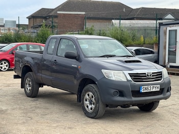 Used Toyota Hilux 2013 for sale - 79508047: Photo