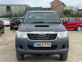 Used Toyota Hilux 2013 for sale - 79508047: Photo