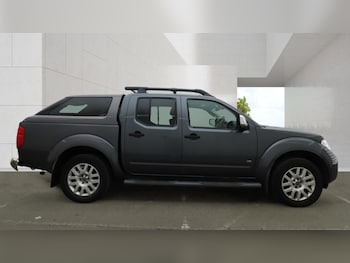 Used Nissan Navara 2011 for sale - 79124335: Photo