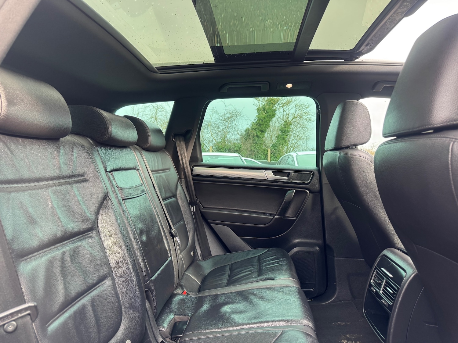 Used Volkswagen Touareg 2016 for sale - 77548383: Photo 17