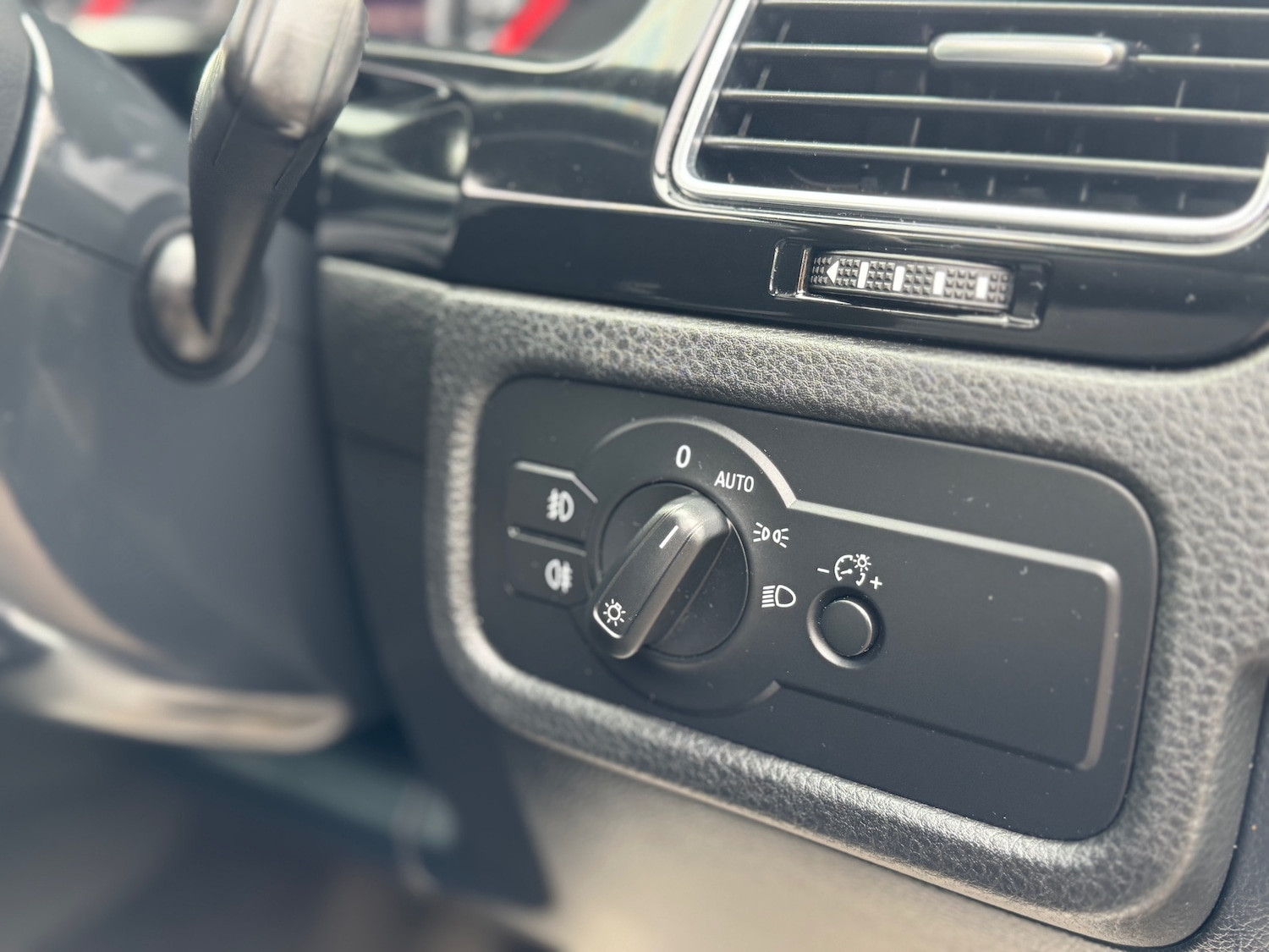 Used Volkswagen Touareg 2016 for sale - 77548383: Photo 25