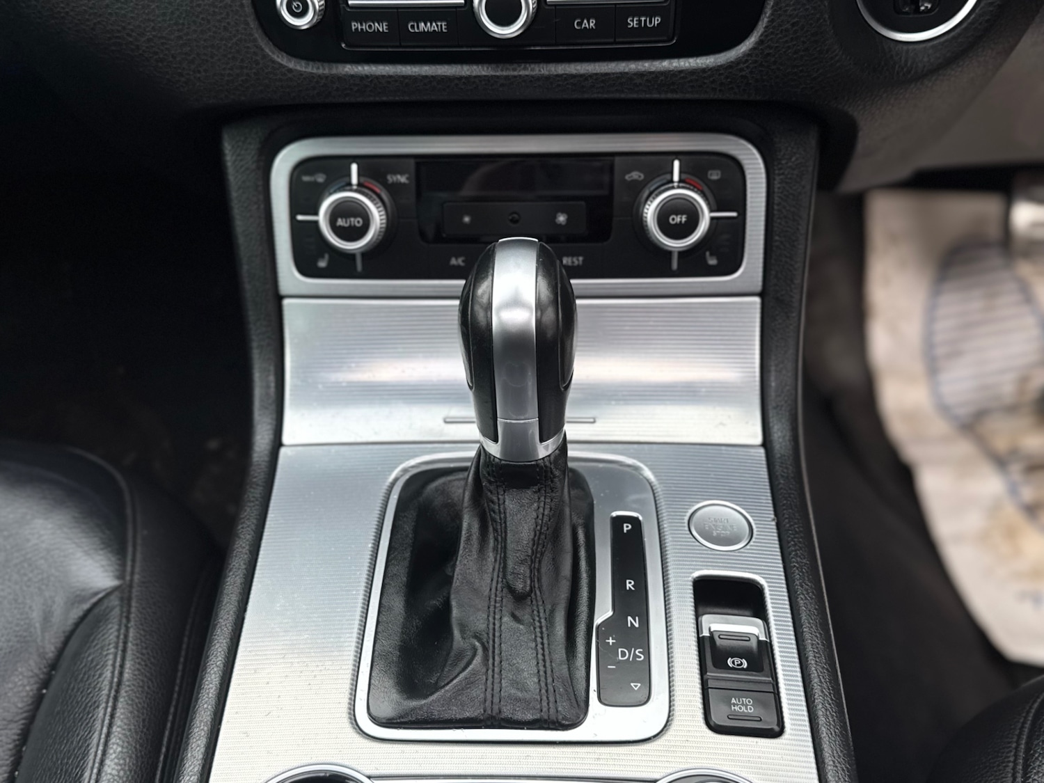 Used Volkswagen Touareg 2016 for sale - 77548383: Photo 35