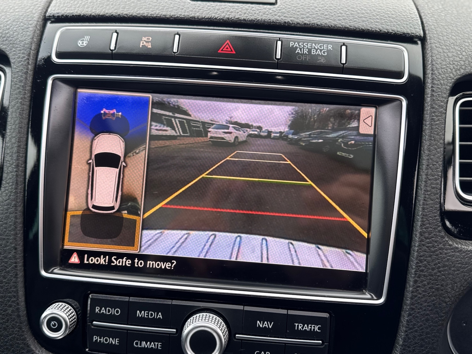 Used Volkswagen Touareg 2016 for sale - 77548383: Photo 41