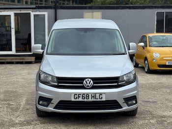 Used Volkswagen Caddy 2018 for sale - 78516001: Photo