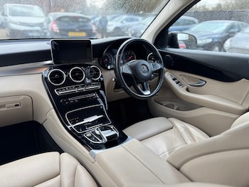 Used Mercedes-Benz GLC 2016 for sale - 78762997: Photo