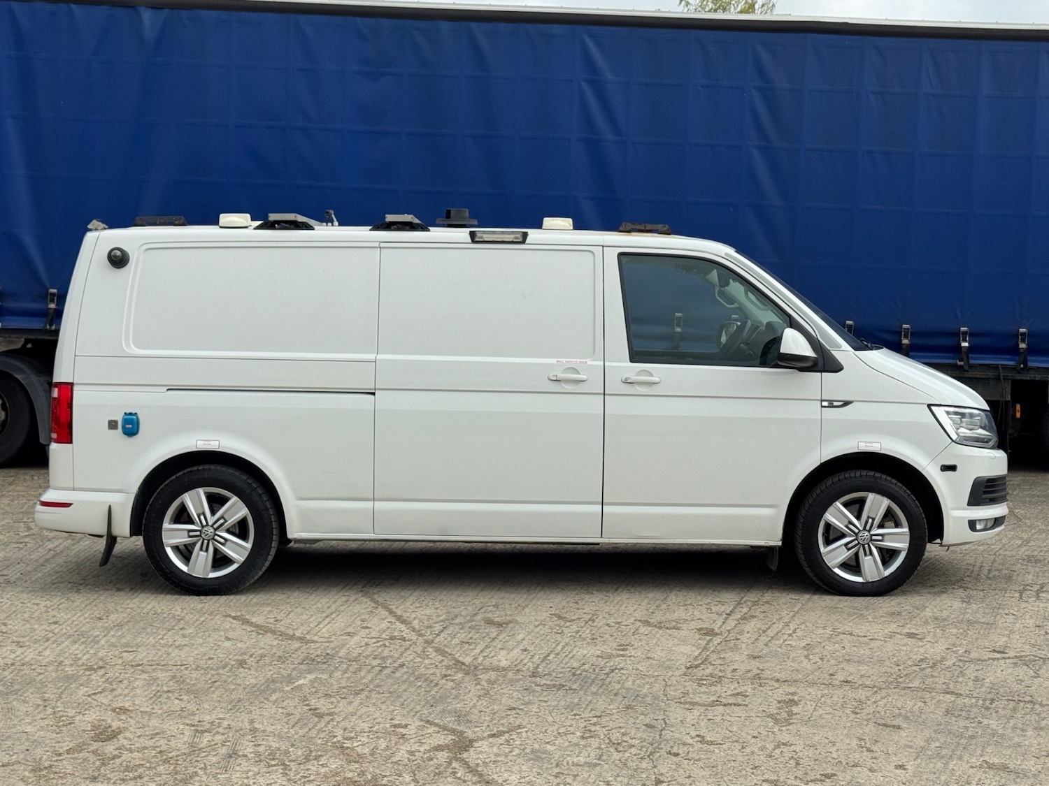 Used Volkswagen Transporter 2018 for sale - 77553316: Photo 10