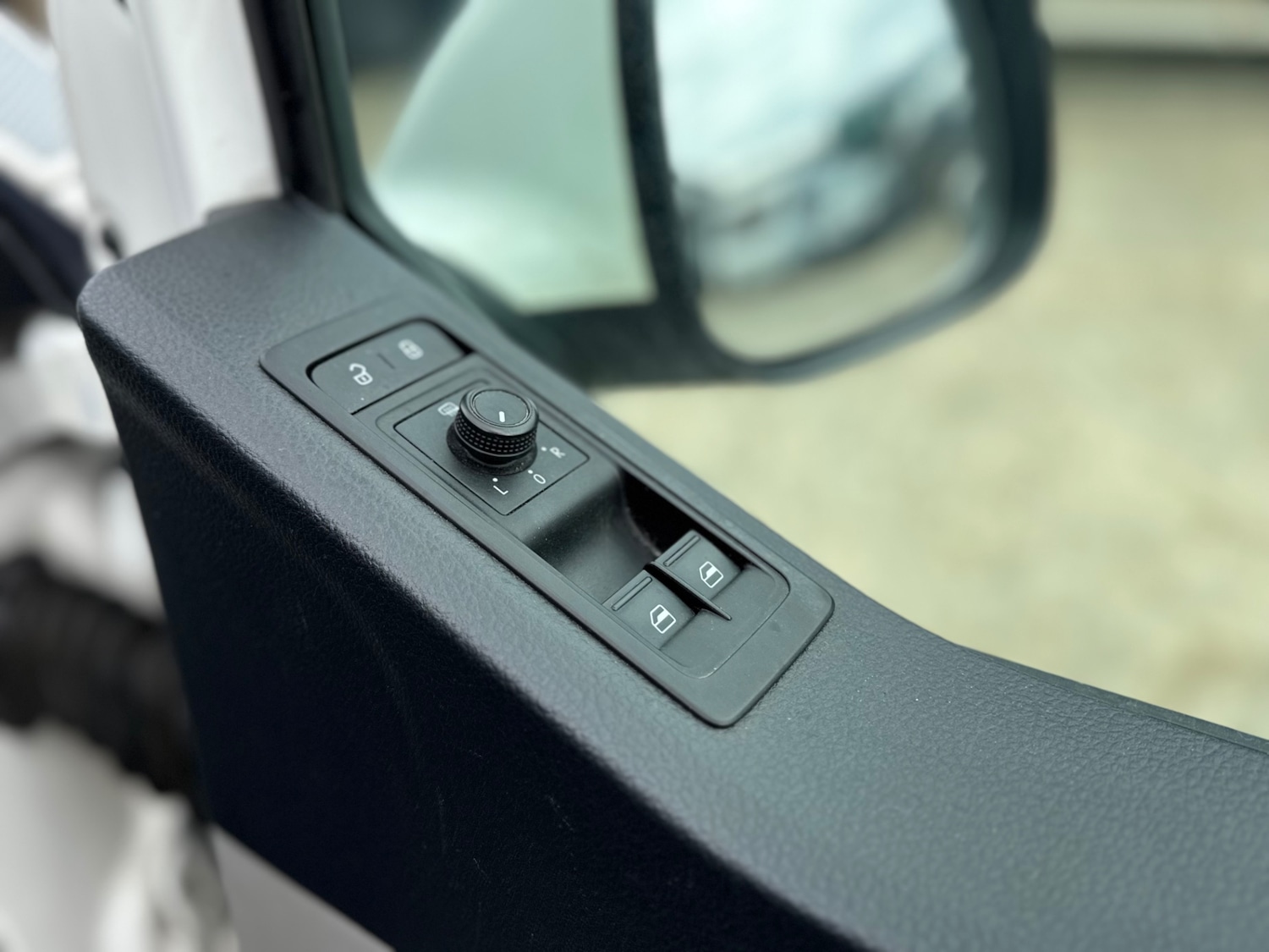 Used Volkswagen Transporter 2018 for sale - 77553316: Photo 35