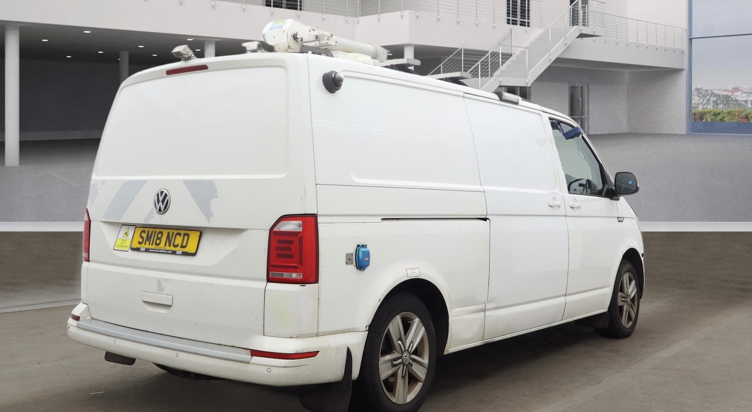 Used Volkswagen Transporter 2018 for sale - 77553316: Photo 4