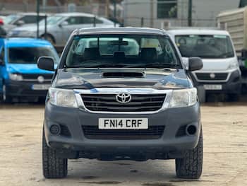 Used Toyota Hilux 2014 for sale - 79679552: Photo