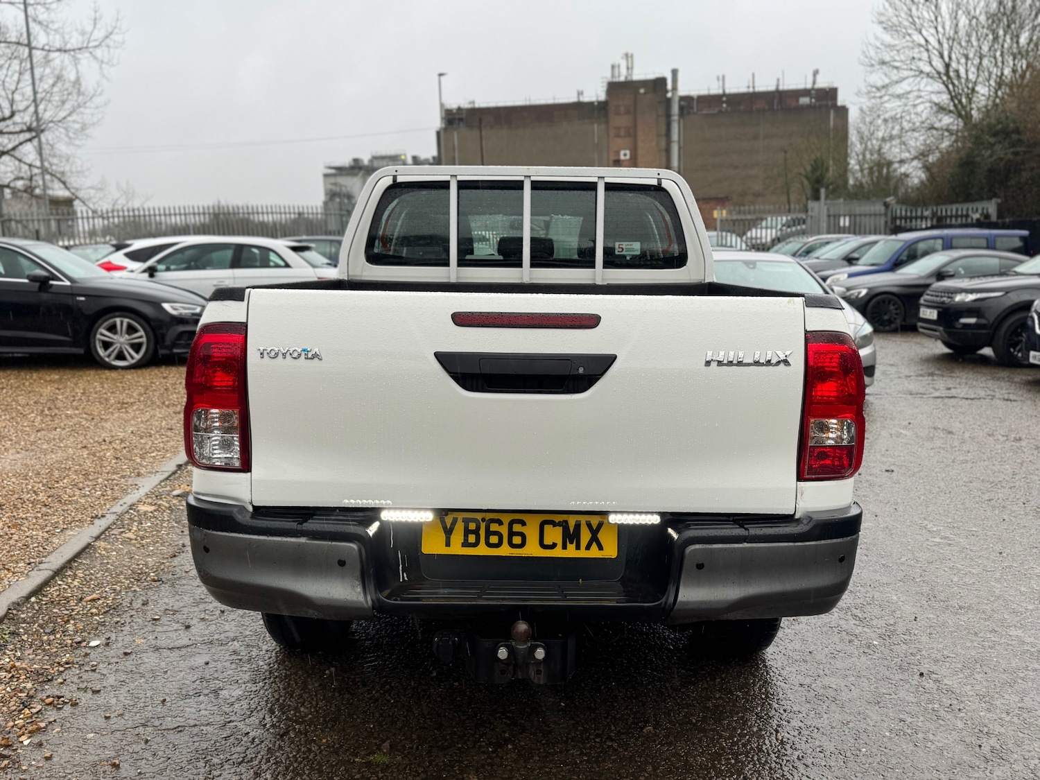 Used Toyota Hilux 2017 for sale - 77548417: Photo 16