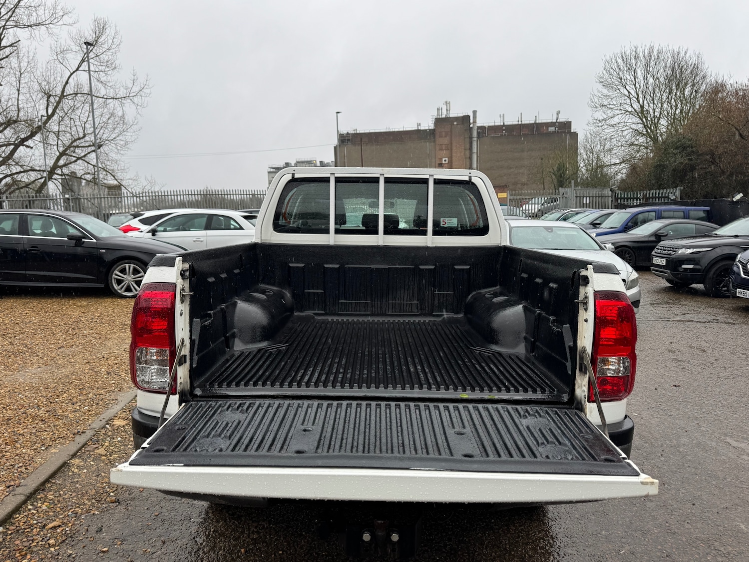 Used Toyota Hilux 2017 for sale - 77548417: Photo 20