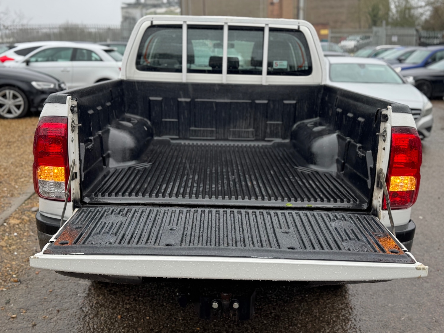 Used Toyota Hilux 2017 for sale - 77548417: Photo 22