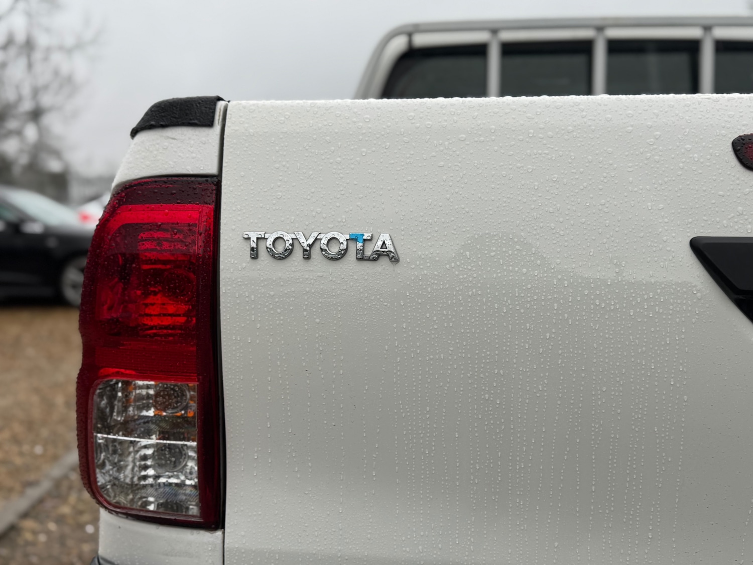 Used Toyota Hilux 2017 for sale - 77548417: Photo 23