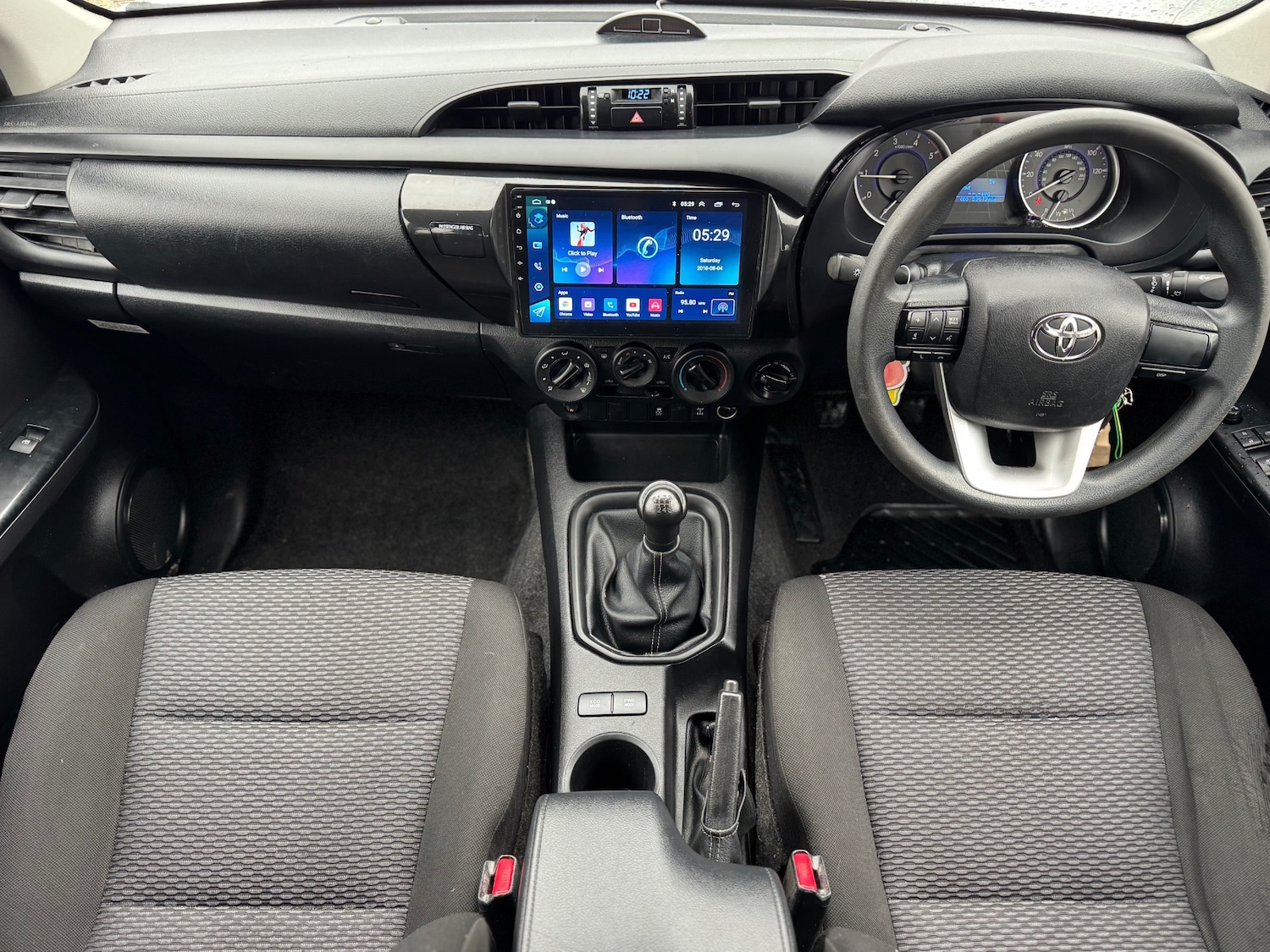 Used Toyota Hilux 2017 for sale - 77548417: Photo 32