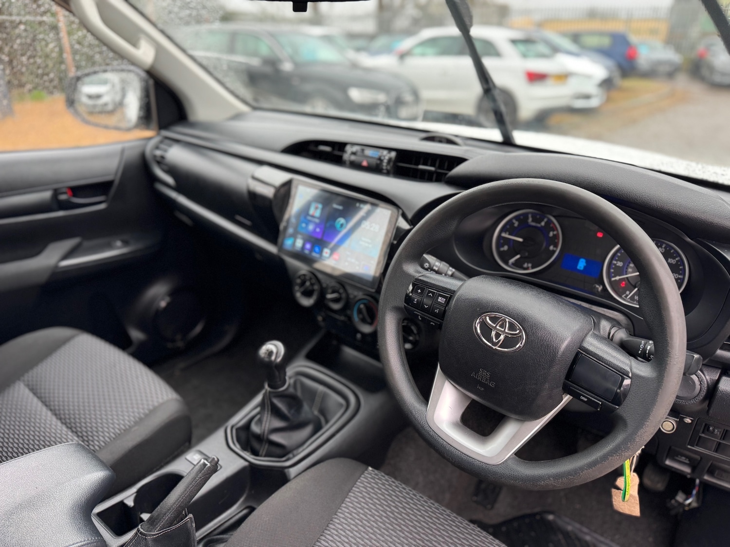 Used Toyota Hilux 2017 for sale - 77548417: Photo 35