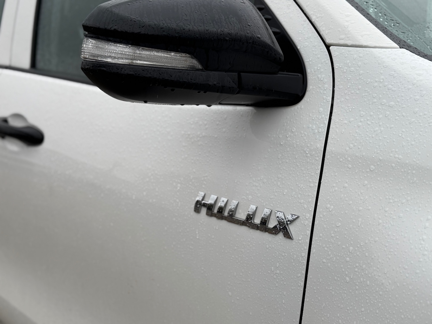 Used Toyota Hilux 2017 for sale - 77548417: Photo 4