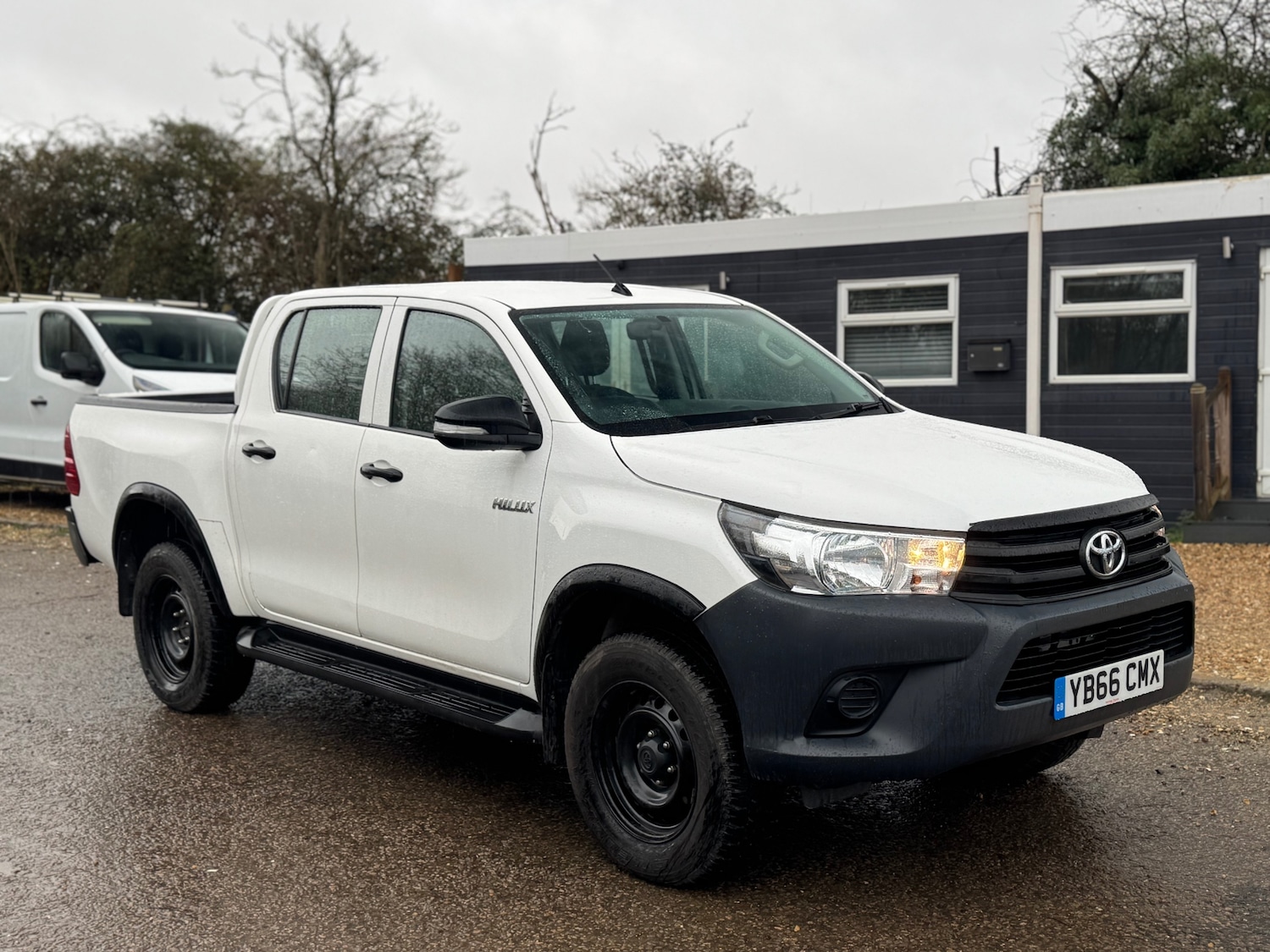Used Toyota Hilux 2017 for sale - 77548417: Photo 7