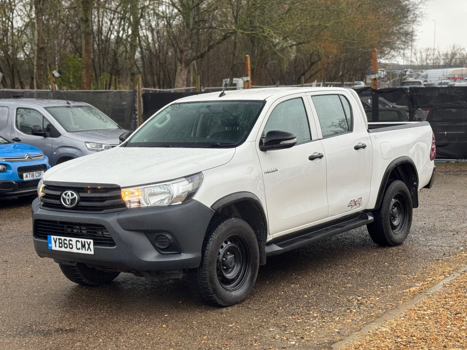 Used Toyota Hilux 2017 for sale - 77548417: Photo 9
