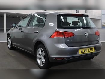 Used Volkswagen Golf 2015 for sale - 77553319: Photo