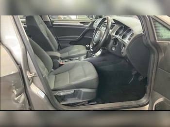 Used Volkswagen Golf 2015 for sale - 77553319: Photo