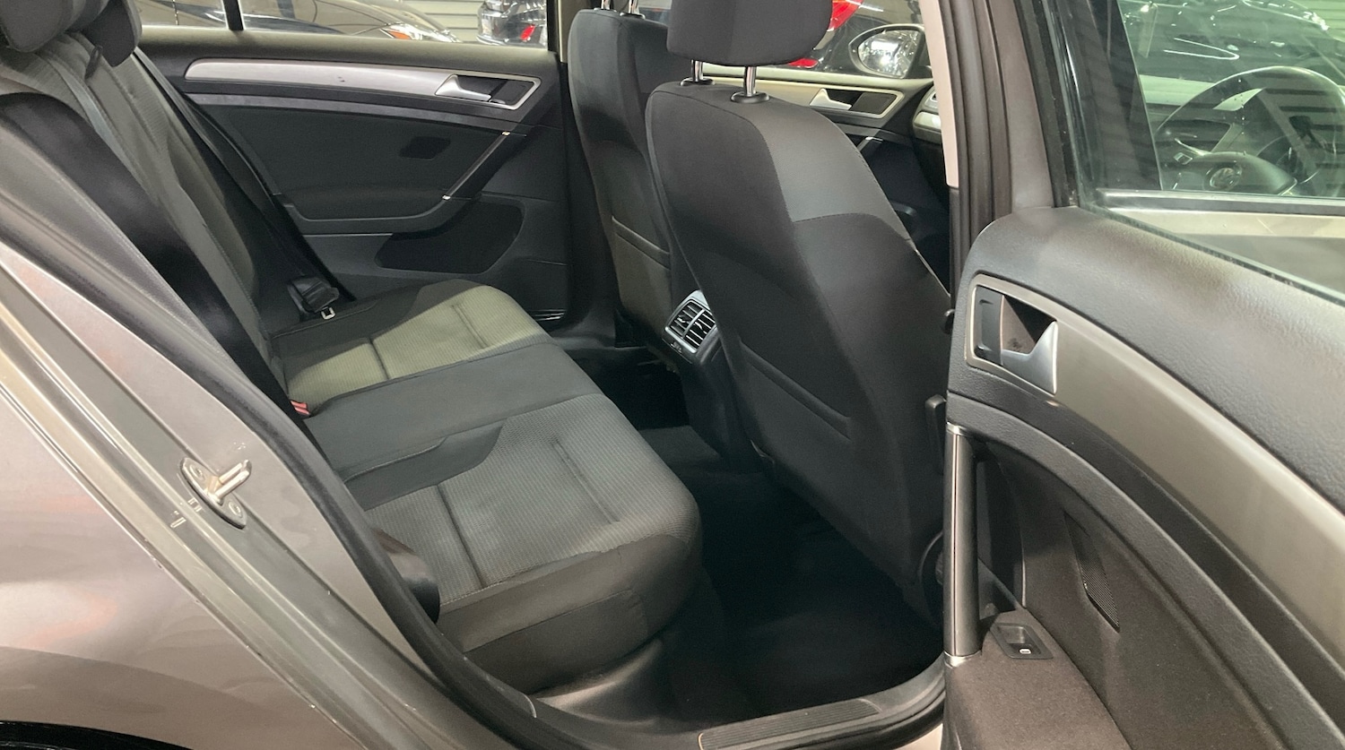 Used Volkswagen Golf 2015 for sale - 77553319: Photo 5