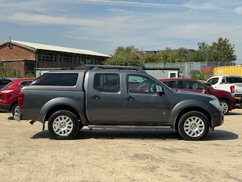 Used Nissan Navara 2011 for sale - 79230265: Photo