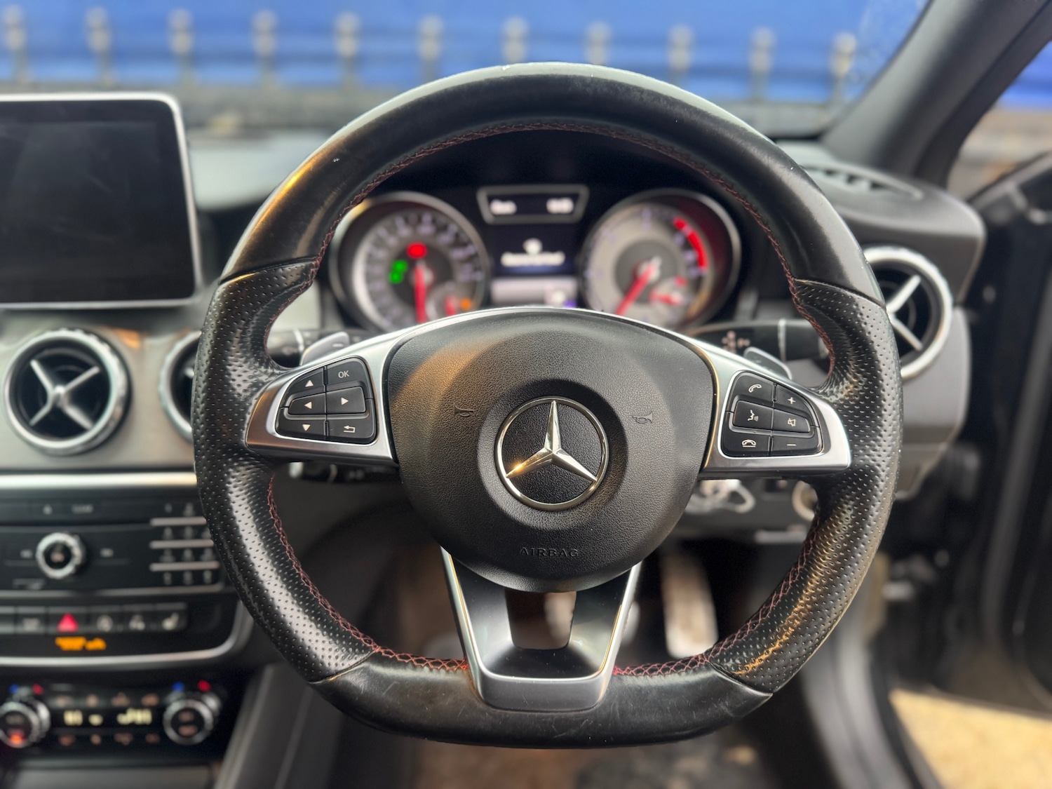 Used Mercedes-Benz GLA 2015 for sale - 77781323: Photo 38