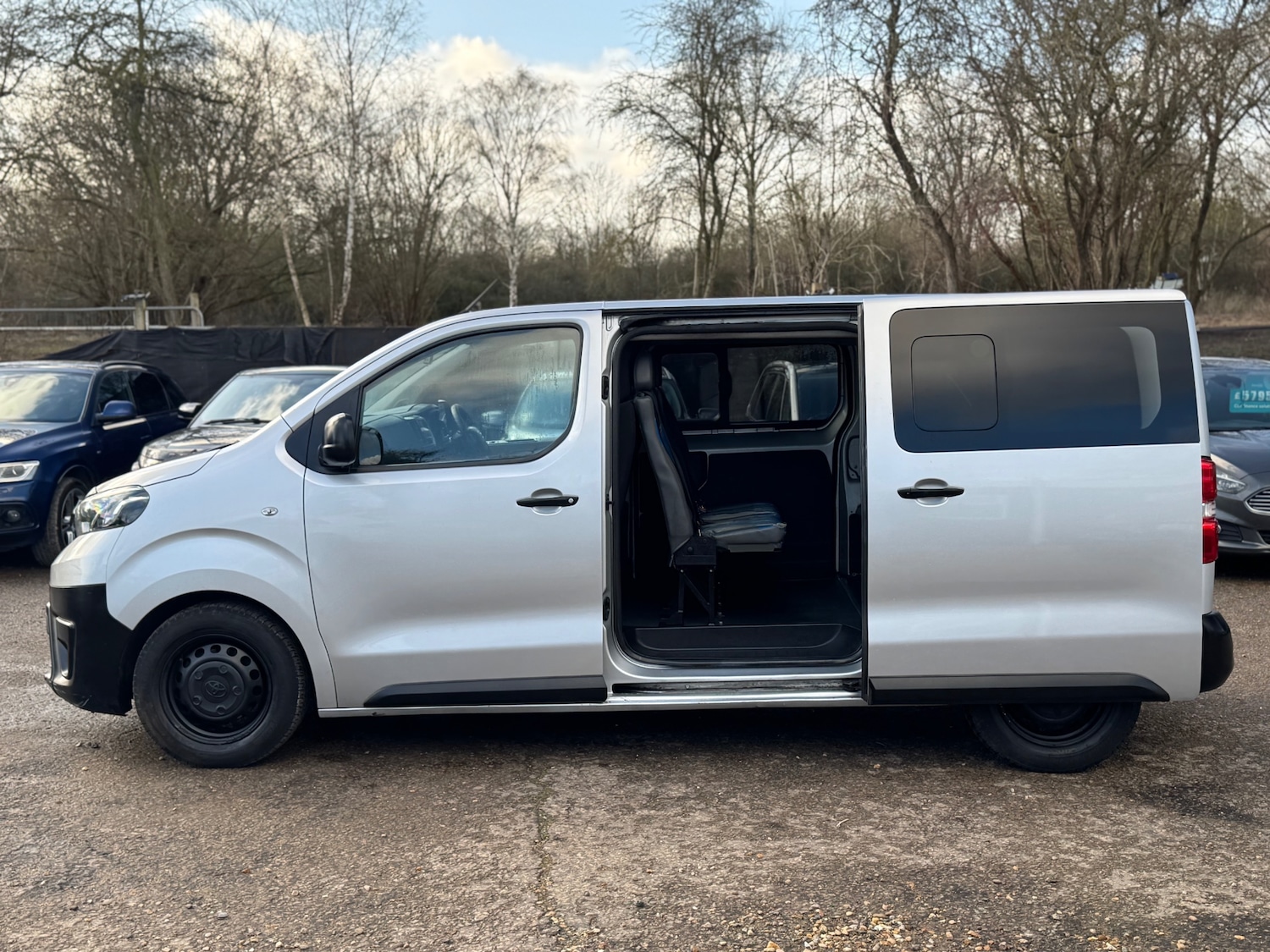 Used Toyota PROACE CITY Verso 2017 for sale - 77548460: Photo 10