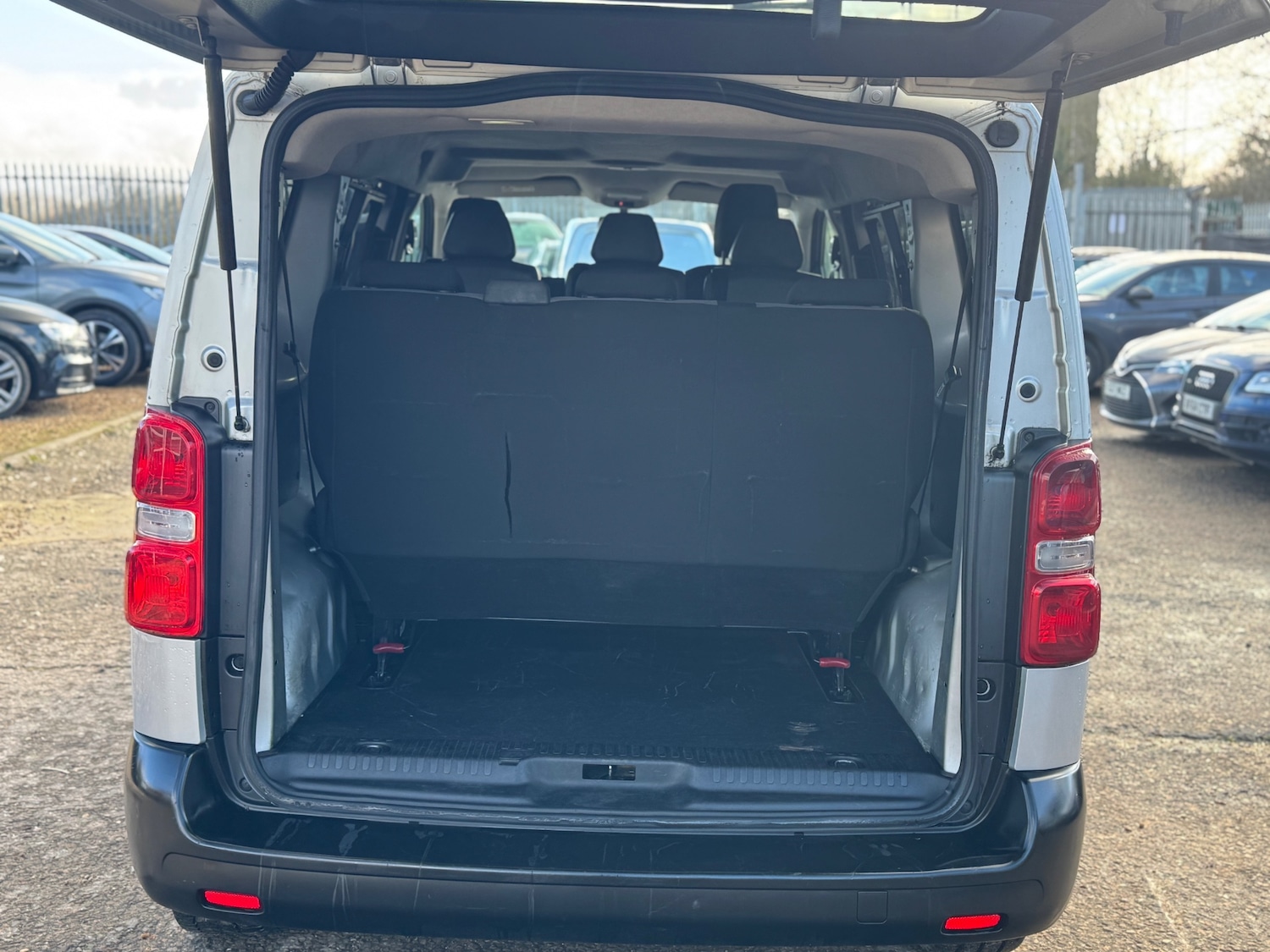 Used Toyota PROACE CITY Verso 2017 for sale - 77548460: Photo 15