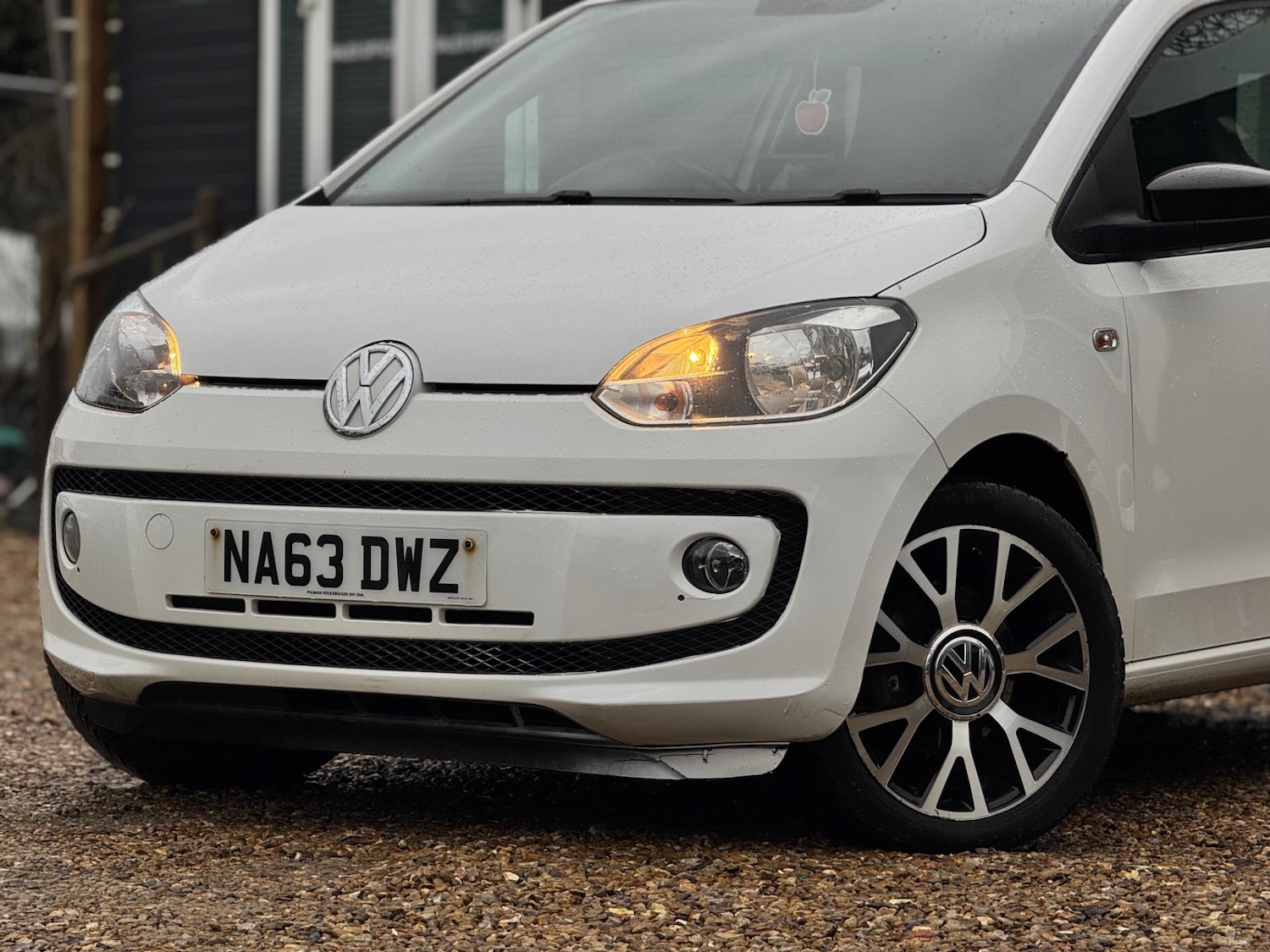 Used Volkswagen up! 2013 for sale - 77553257: Photo 2