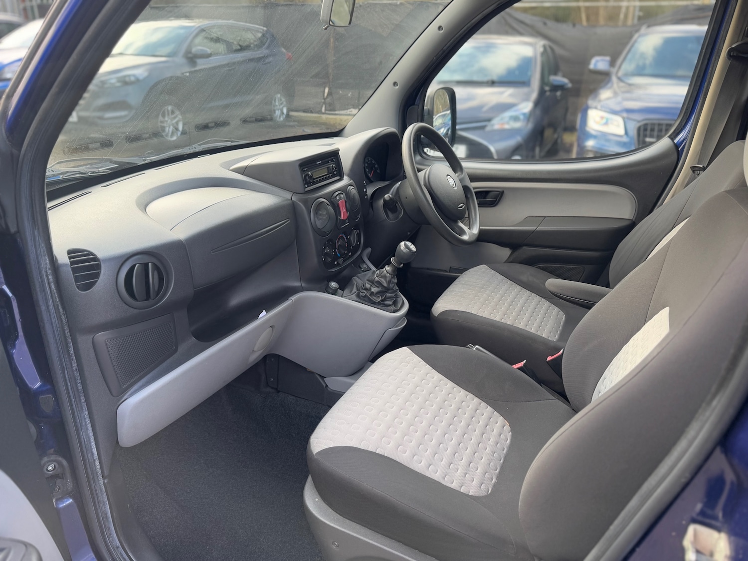 Used Fiat Doblo 2010 for sale - 77546098: Photo 32